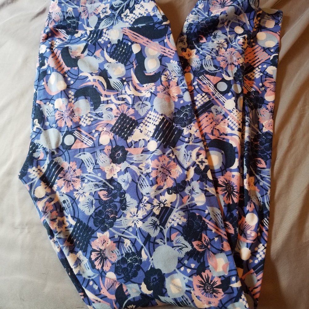 LulaRoe Leggings